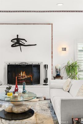 Fireplace, Interior, Living room, Recessed Lighting