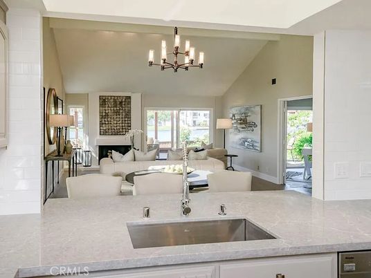 Chandelier, Interior, Kitchen, Living room