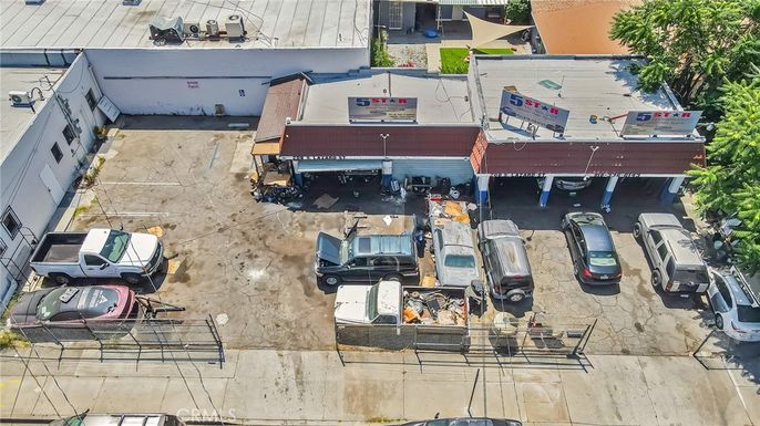 Exterior, Drone