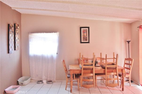 Dining room, Interior