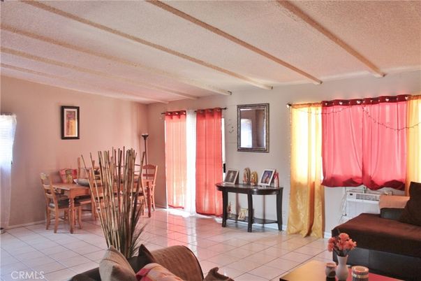 Dining room, Interior