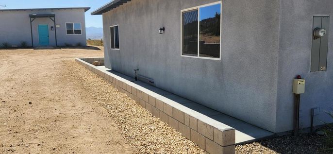 Backyard, Exterior