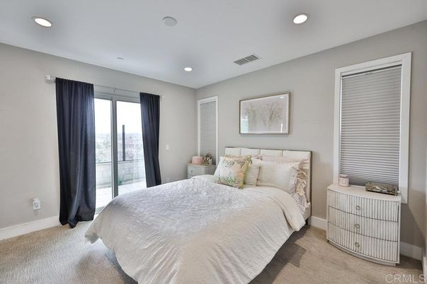 Bedroom, Interior, Recessed Lighting