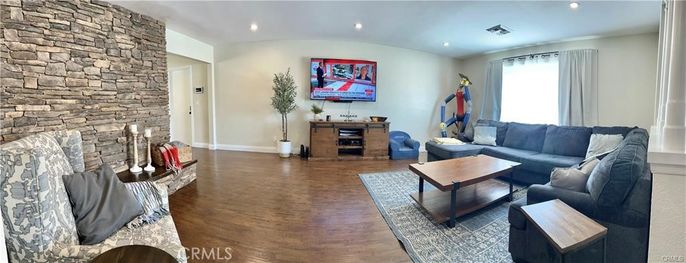Interior, Living room, Recessed Lighting, Stone Walls, Wood Texture Flooring