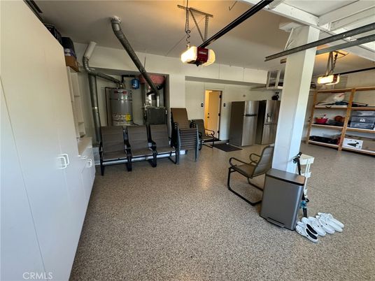 Garage, Interior