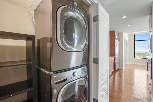 Interior, Recessed Lighting, Utility Closets, Washer, Wood Texture Flooring