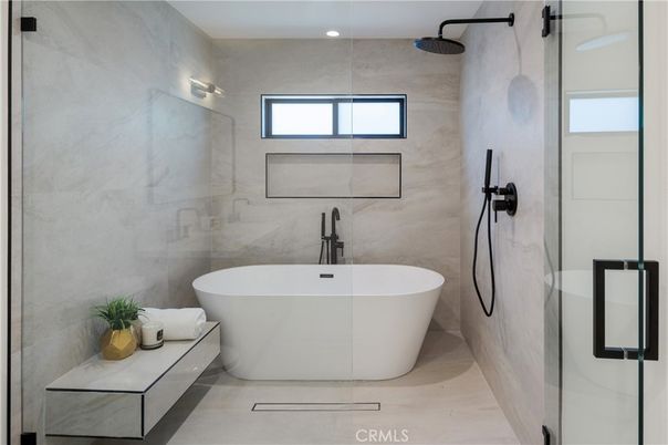 Bathroom, Free Standing Baths, Glass Shower, Interior, Marble Walls, Recessed Lighting