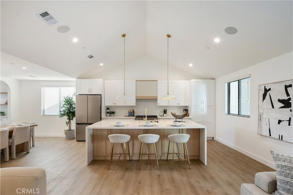 Dining room, Interior, Kitchen, Pendant Lights, Recessed Lighting, Wood Texture Flooring