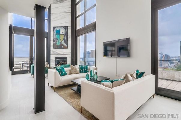 Fireplace, Interior, Living room, Water