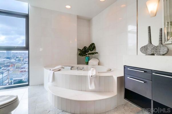 Bathroom, Interior, Marble, Recessed Lighting