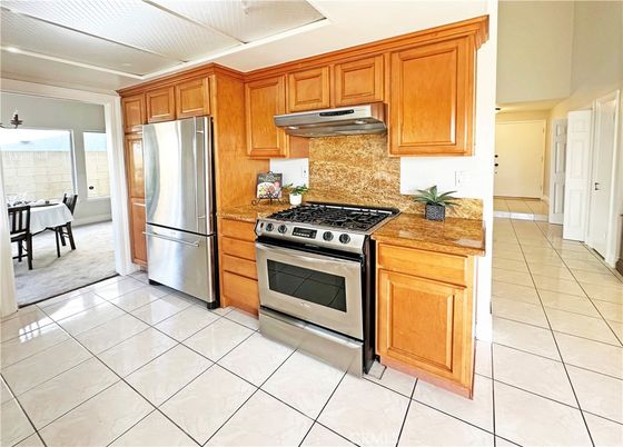 Dining room, Interior, Kitchen, Stainless Steel Appliances