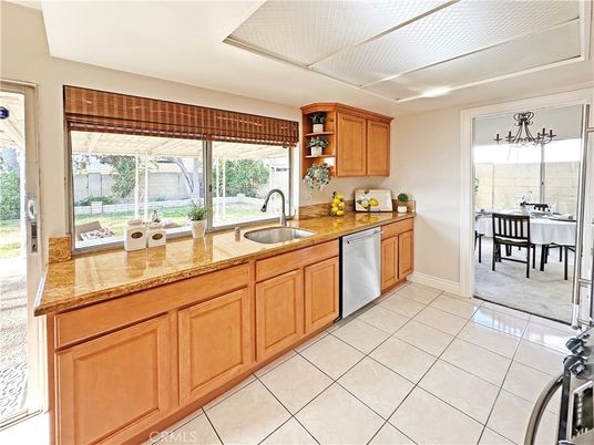 Dining room, Interior, Kitchen, Stainless Steel Appliances