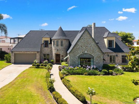 Attached, Exterior, Facade, Brick Facade, French Provincial