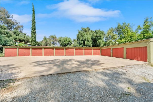 Backyard, Detached Garage, Exterior