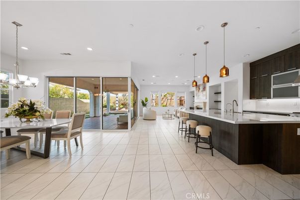 Dining room, Interior, Kitchen, Pendant Lights, Recessed Lighting