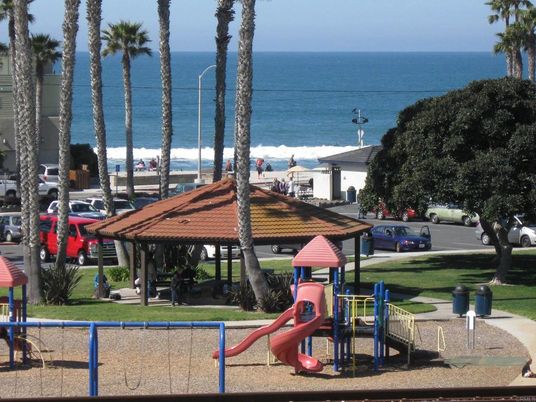 Exterior, Playground, Water