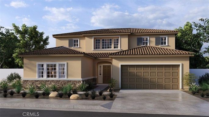 Attached, Exterior, Facade, Mediterranean