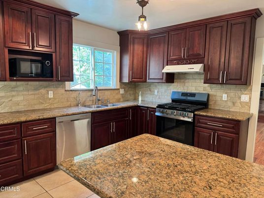 Interior, Kitchen, Pendant Lights, Stainless Steel Appliances