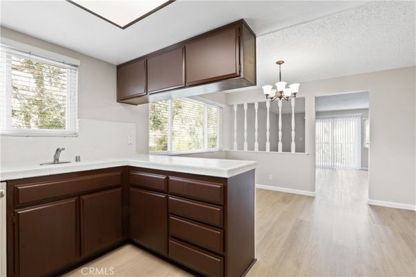 Chandelier, Interior, Wood Texture Flooring