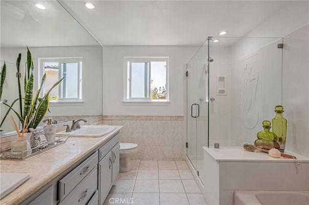 Bathroom, Dual Sink Vanities, Glass Shower, Interior, Recessed Lighting