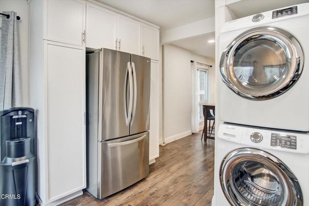 Interior, Recessed Lighting, Utility Closets, Washer, Wood Texture Flooring