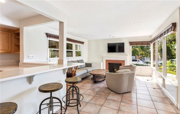 Fireplace, Interior, Living room, Recessed Lighting