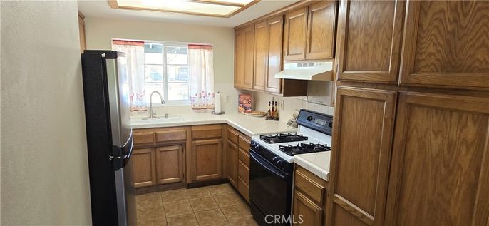 Interior, Kitchen, Tile Countertops