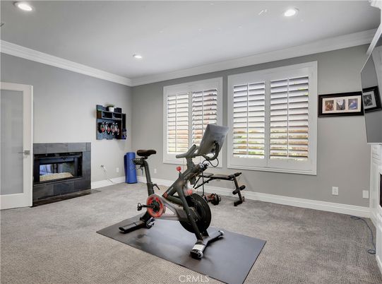 Fireplace, Fitness Equipment, Interior, Recessed Lighting