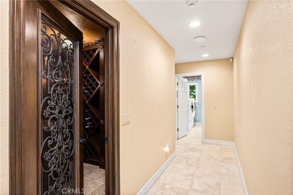 Interior, Recessed Lighting, Wine Storage