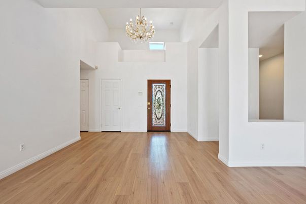 Chandelier, Interior, Recessed Lighting, Wood Texture Flooring
