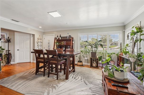 Dining room, Interior, Recessed Lighting, Wood Texture Flooring