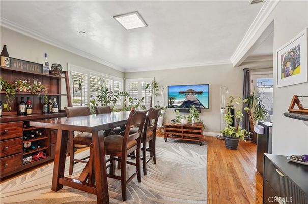 Dining room, Interior, Recessed Lighting, Wood Texture Flooring