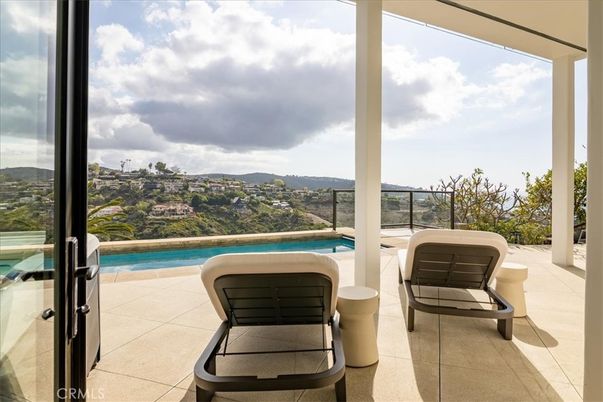 Exterior, Pool, Other