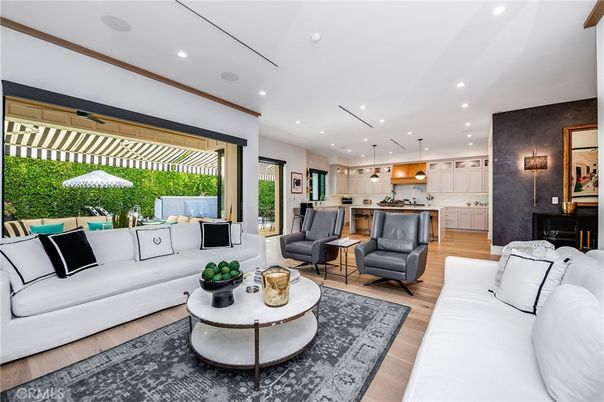 Interior, Kitchen, Living room, Pendant Lights, Recessed Lighting, Wood Texture Flooring