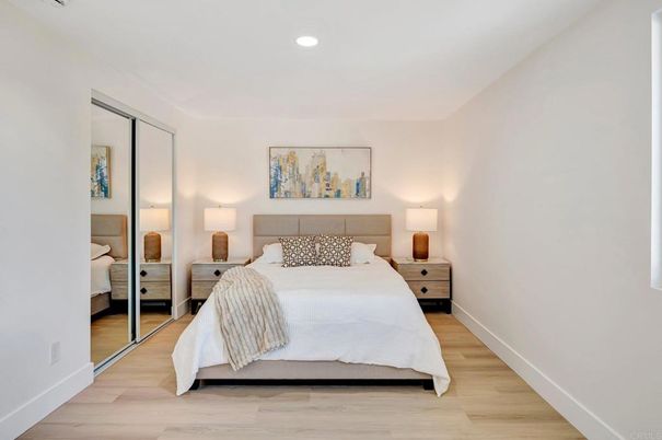 Bedroom, Interior, Recessed Lighting, Wood Texture Flooring