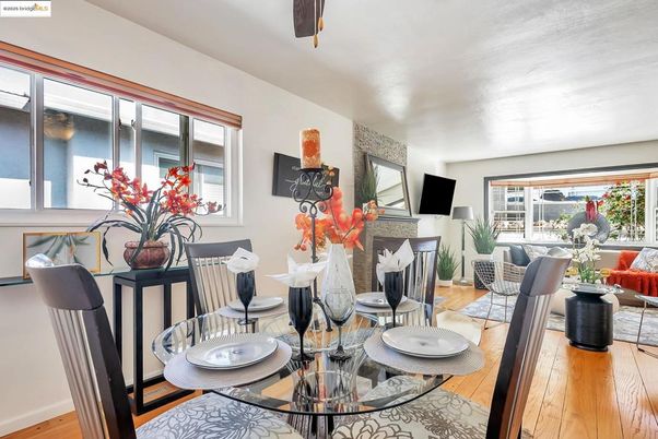 Dining room, Interior, Wood Texture Flooring