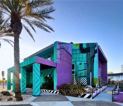 Backyard, Exterior, Facade, Modern