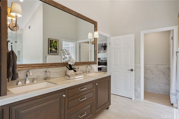 Bathroom, Dual Sink Vanities, Interior, Marble Walls