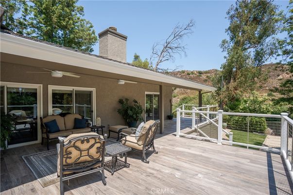 Exterior, Wood Texture Flooring