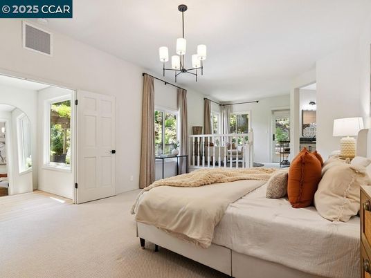 Bedroom, Chandelier, Interior, Pendant Lights