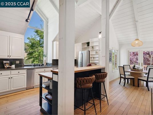 Dining room, Interior, Kitchen, Pendant Lights, Wood Texture Flooring