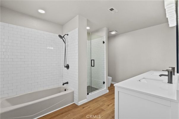 Bathroom, Interior, Recessed Lighting, Wood Texture Flooring