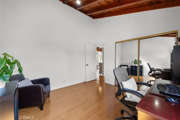 Home Office, Interior, Recessed Lighting, Wooden Beams, Wooden Ceilings, Wood Texture Flooring