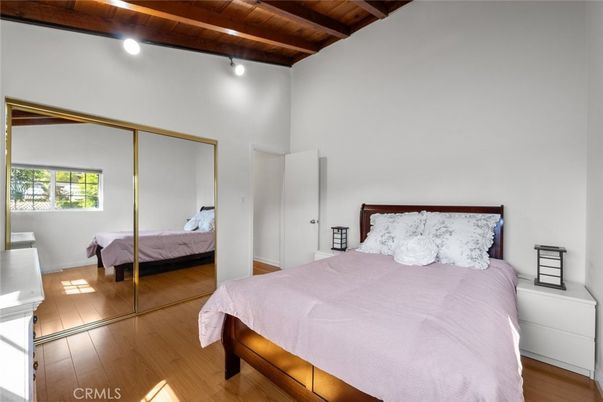 Bedroom, Interior, Recessed Lighting, Wooden Beams, Wooden Ceilings, Wood Texture Flooring