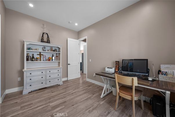 Home Office, Interior, Recessed Lighting, Wood Texture Flooring