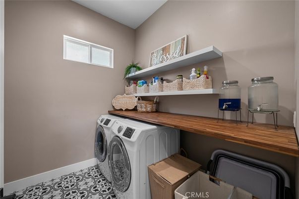Interior, Washer
