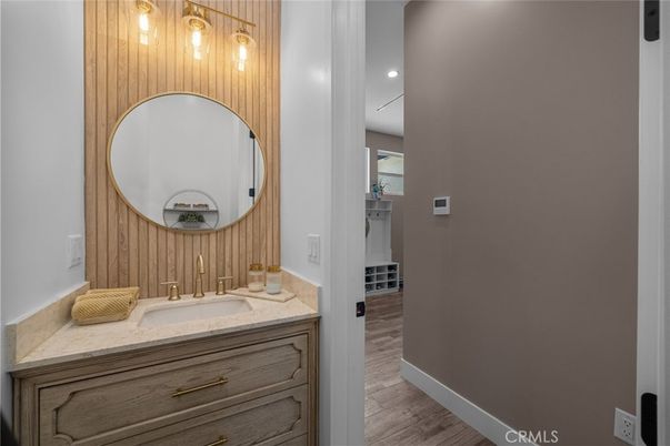 Bathroom, Interior, Recessed Lighting, Wood Texture Flooring