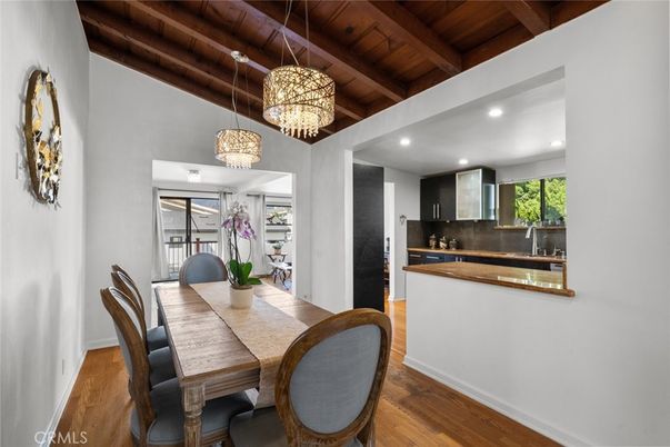 Chandelier, Dining room, Interior, Pendant Lights, Recessed Lighting, Wooden Beams, Wooden Ceilings, Wood Texture Flooring