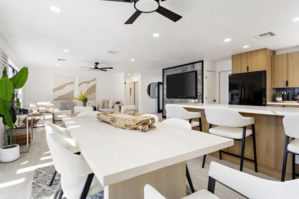 Dining room, Interior, Kitchen, Living room, Recessed Lighting