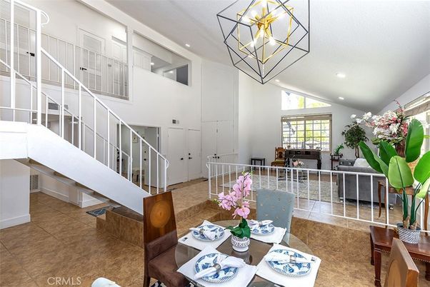 Dining room, Interior, Living room, Recessed Lighting